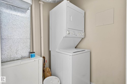 804 10909 103 Avenue, Edmonton, AB - Indoor Photo Showing Laundry Room