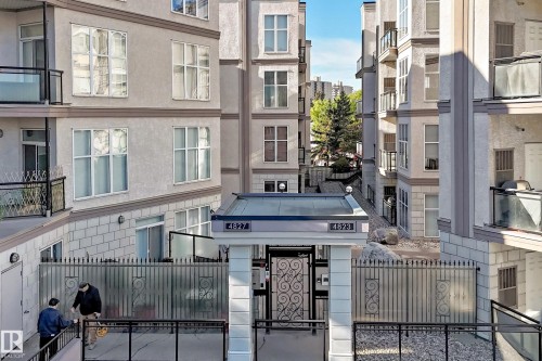 152 4827 104A Street, Edmonton, AB - Outdoor With Facade