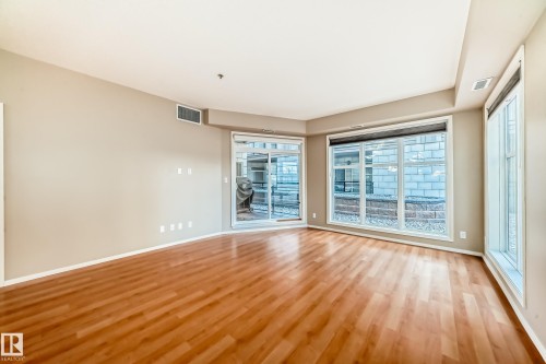 152 4827 104A Street, Edmonton, AB - Indoor Photo Showing Other Room