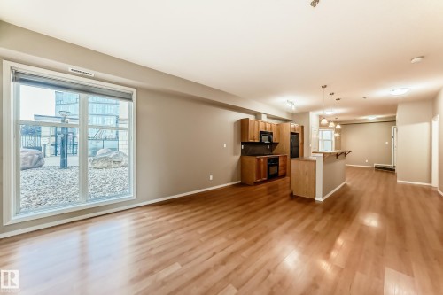 152 4827 104A Street, Edmonton, AB - Indoor Photo Showing Other Room