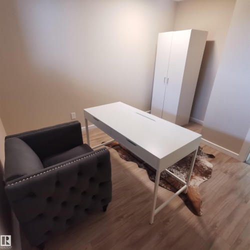 6010 Mill Woods Road S, Edmonton, AB - Indoor Photo Showing Other Room