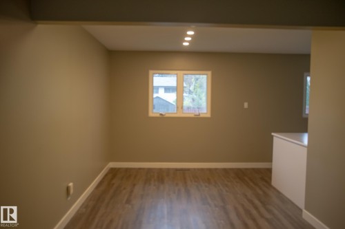 81 Sunset Boulevard, St. Albert, AB - Indoor Photo Showing Other Room