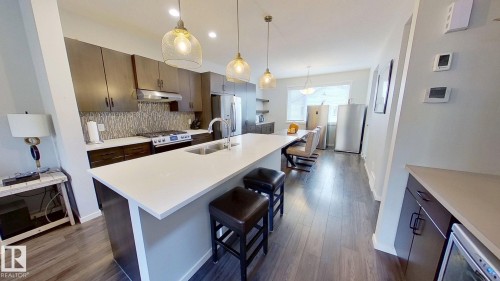 3456 Cutler Crescent Sw, Edmonton, AB - Indoor Photo Showing Kitchen With Double Sink With Upgraded Kitchen