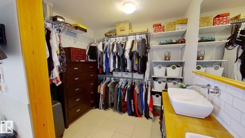 3456 Cutler Crescent Sw, Edmonton, AB - Indoor With Storage