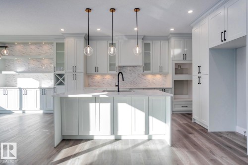 3601 42 Avenue, Beaumont, AB - Indoor Photo Showing Kitchen With Upgraded Kitchen