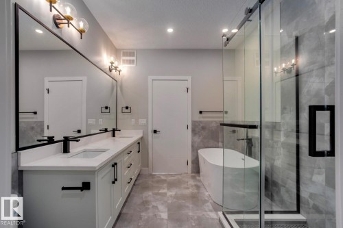 3601 42 Avenue, Beaumont, AB - Indoor Photo Showing Bathroom