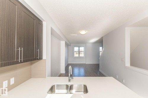 71 655 Watt Boulevard, Edmonton, AB - Indoor Photo Showing Kitchen With Double Sink
