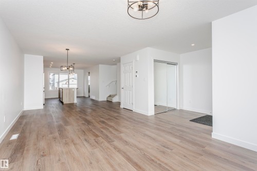 9530 Carson Bend, Edmonton, AB - Indoor Photo Showing Other Room
