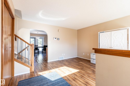 8808 102 Avenue, Morinville, AB - Indoor Photo Showing Other Room