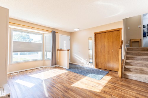 8808 102 Avenue, Morinville, AB - Indoor Photo Showing Other Room