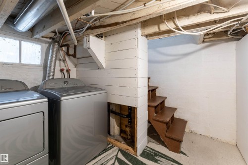 11539 101 Street, Edmonton, AB - Indoor