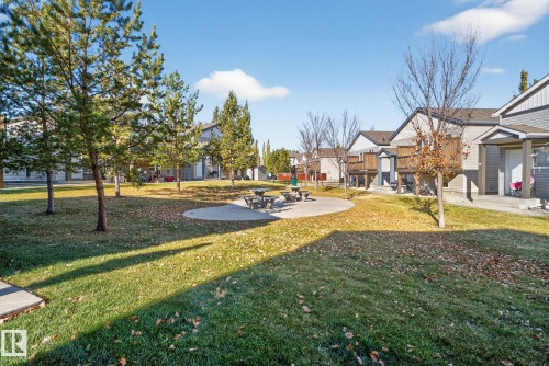 View of community with a patio, a residential view, and a lawn - 196, 142 Selkirk Place, Leduc, AB - Outdoor