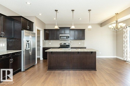 1920 33B Street, Edmonton, AB - Indoor Photo Showing Kitchen With Stainless Steel Kitchen With Upgraded Kitchen