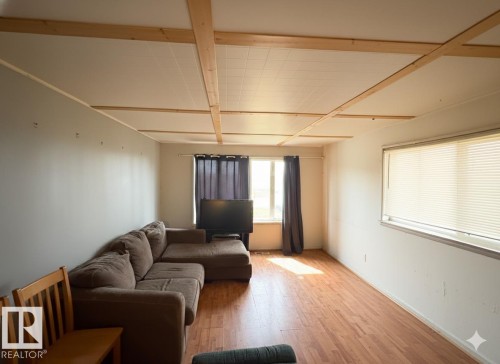 5307 54 Street, Clyde, AB - Indoor Photo Showing Other Room