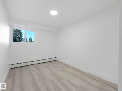 109 9504 182 Street, Edmonton, AB - Indoor Photo Showing Other Room