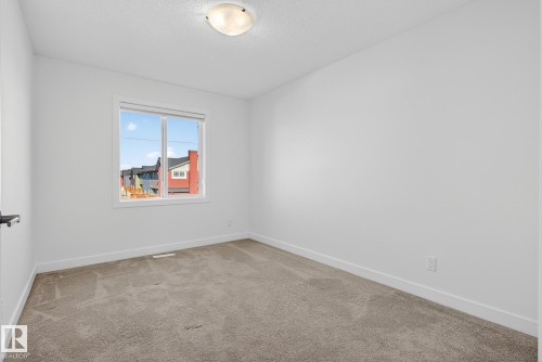 22015 85 Ave, Edmonton, AB - Indoor Photo Showing Other Room