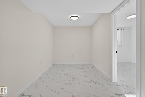 22015 85 Ave, Edmonton, AB - Indoor Photo Showing Other Room