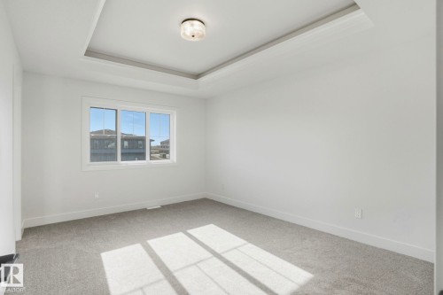 116 Spring Link, Spruce Grove, AB - Indoor Photo Showing Other Room