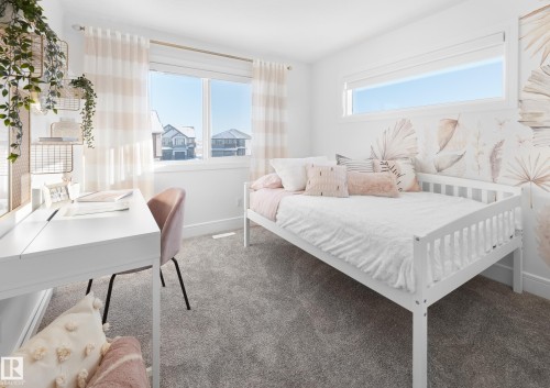 2427 Chokecherry Link, Edmonton, AB - Indoor Photo Showing Bedroom