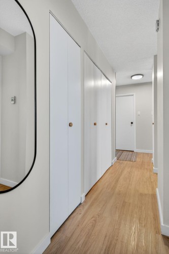 1701 10150 117 Street, Edmonton, AB - Indoor Photo Showing Other Room