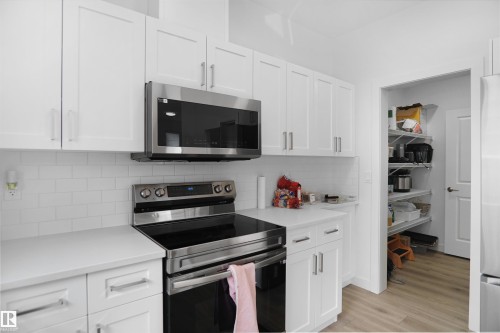 13, 603 Orchards Boulevard Sw, Edmonton, AB - Indoor Photo Showing Kitchen