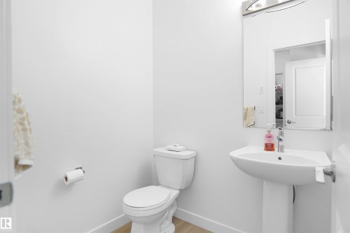 13, 603 Orchards Boulevard Sw, Edmonton, AB - Indoor Photo Showing Bathroom