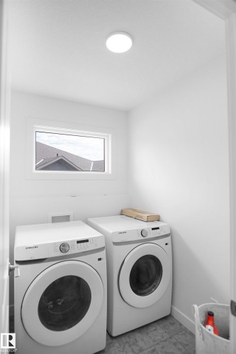 13, 603 Orchards Boulevard Sw, Edmonton, AB - Indoor Photo Showing Laundry Room