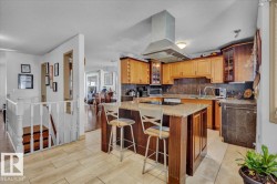 3736 48 Street  Edmonton, AB T6L 3T3