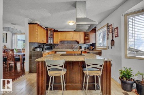 3736 48 Street, Edmonton, AB - Indoor