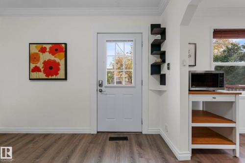 9809 83 Avenue, Edmonton, AB - Indoor Photo Showing Other Room