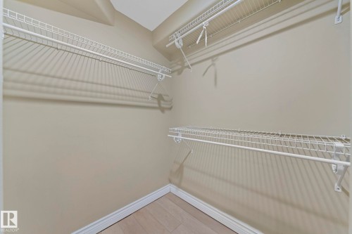 9809 83 Avenue, Edmonton, AB - Indoor With Storage