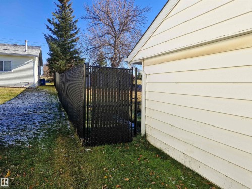 4818 32 Street, Rural Wetaskiwin County, AB - Outdoor With Exterior