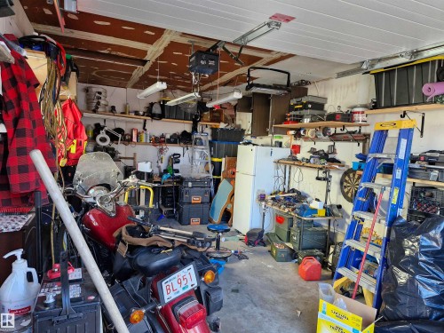 4818 32 Street, Rural Wetaskiwin County, AB - Indoor