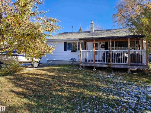 4818 32 Street, Rural Wetaskiwin County, AB - Outdoor With Deck Patio Veranda