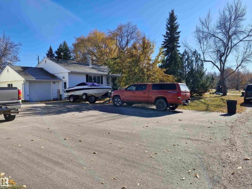 4818 32 Street, Rural Wetaskiwin County, AB - Outdoor