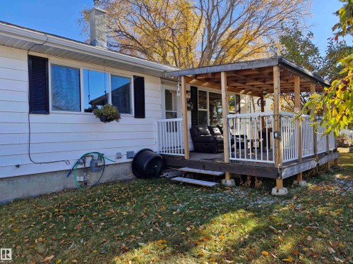 4818 32 Street, Rural Wetaskiwin County, AB - Outdoor With Deck Patio Veranda
