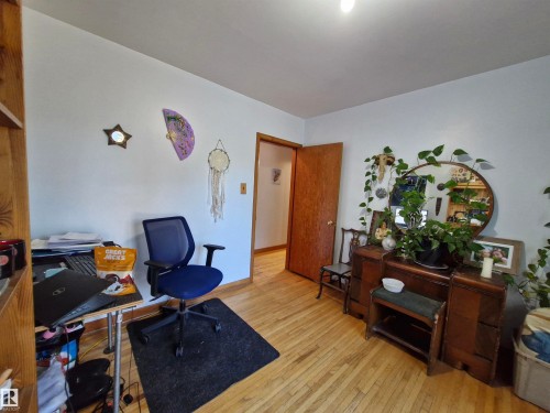 4818 32 Street, Rural Wetaskiwin County, AB - Indoor