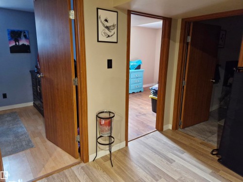 4818 32 Street, Rural Wetaskiwin County, AB - Indoor Photo Showing Other Room
