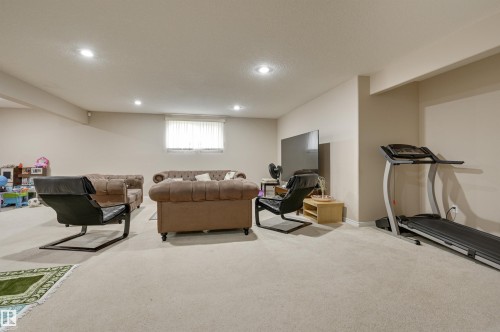 15532 103 Street, Edmonton, AB - Indoor