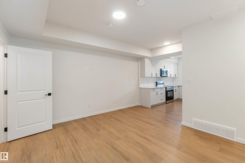 2172 52 St, Edmonton, AB - Indoor Photo Showing Other Room
