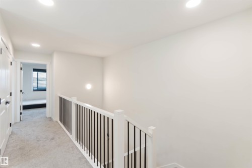 2172 52 St, Edmonton, AB - Indoor Photo Showing Other Room