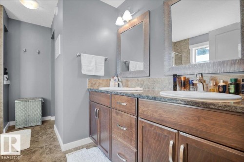 1035 158 Street, Edmonton, AB - Indoor Photo Showing Bathroom