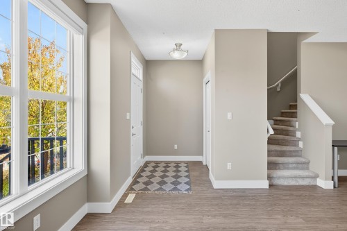 2126 24 Street, Edmonton, AB - Indoor Photo Showing Other Room