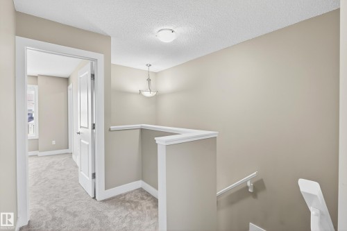 2126 24 Street, Edmonton, AB - Indoor Photo Showing Other Room