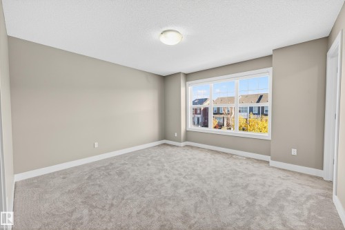 2126 24 Street, Edmonton, AB - Indoor Photo Showing Other Room