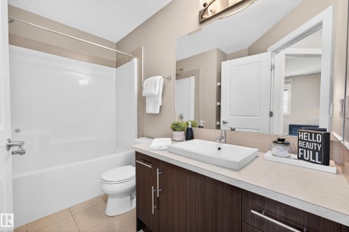 2126 24 Street, Edmonton, AB - Indoor Photo Showing Bathroom