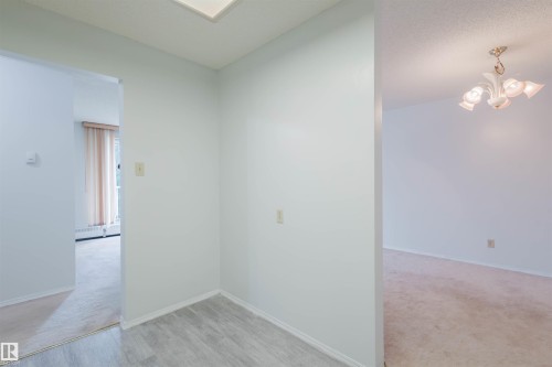 402 11020 19 Avenue, Edmonton, AB - Indoor Photo Showing Other Room