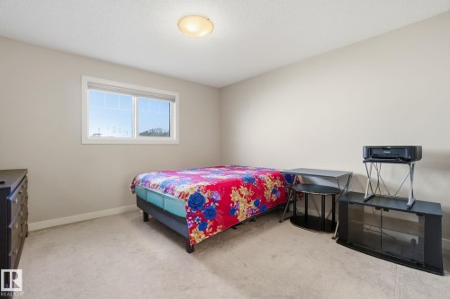 3217 11 Avenue, Edmonton, AB - Indoor Photo Showing Bedroom