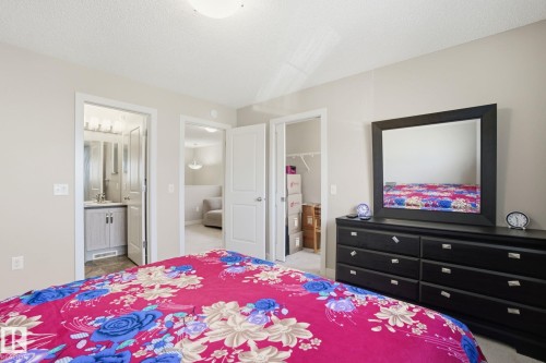 3217 11 Avenue, Edmonton, AB - Indoor Photo Showing Bedroom
