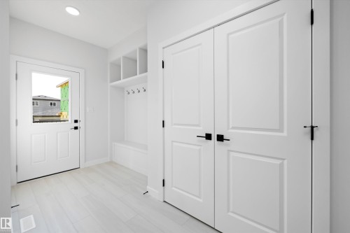 2107 Crossbill Lane, Edmonton, AB - Indoor Photo Showing Other Room